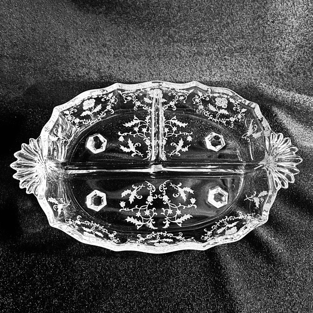 Large Fostoria type Etched garland Elegant‎ 3 Part Handled 12.25in